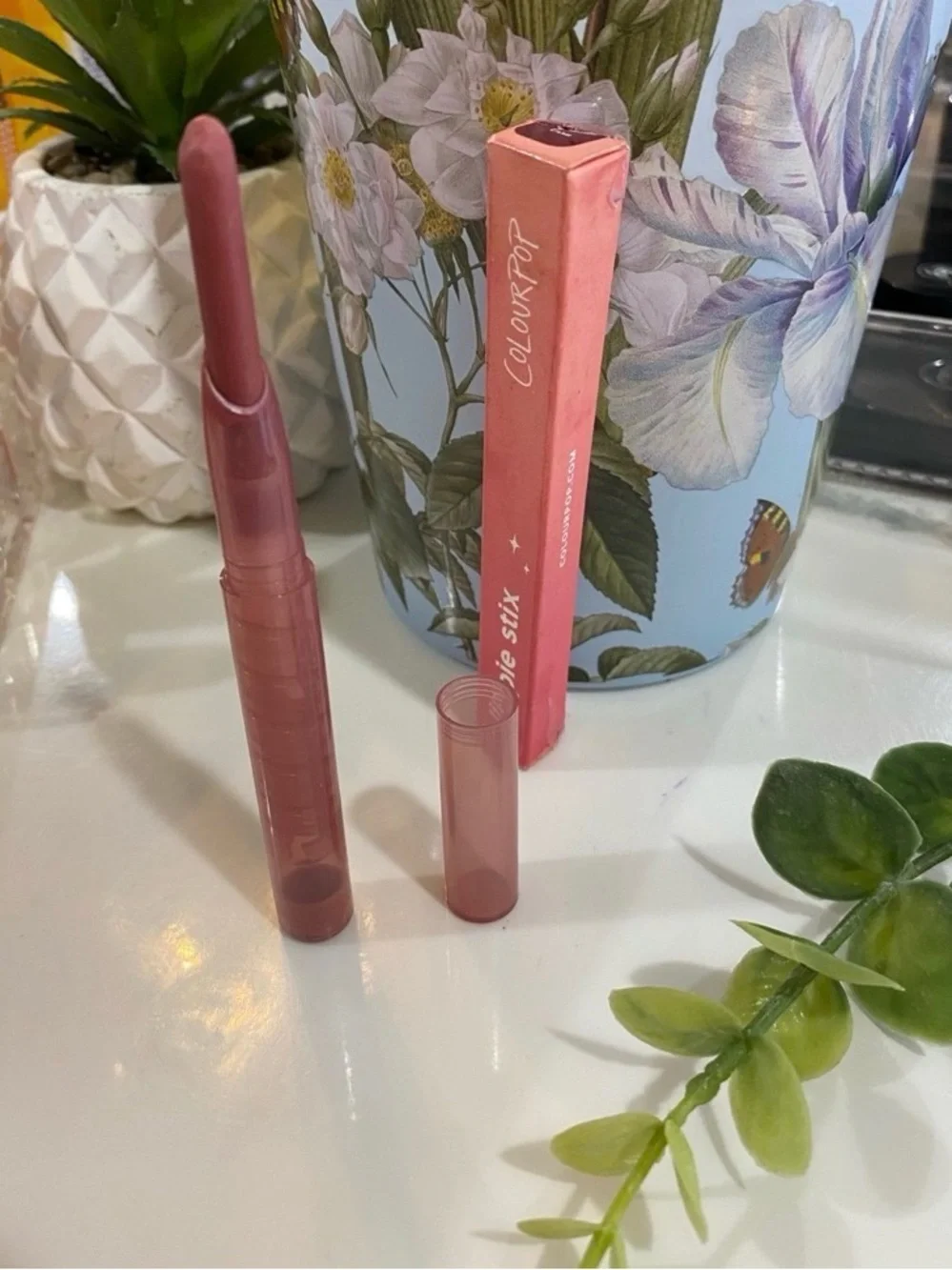 ColourPop Lippie Stix - Cami